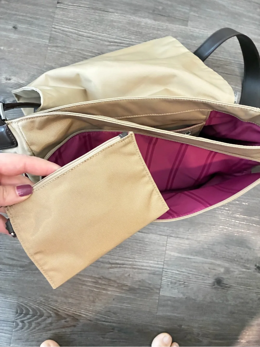 Tumi Beige Messenger Laptop Travel Ballistic Bag Unisex